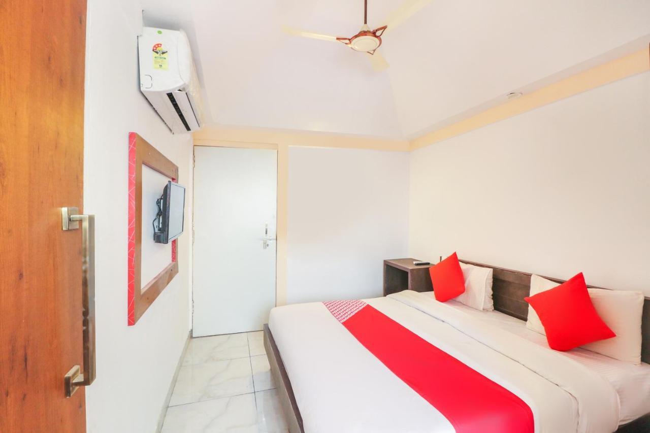 Oyo 66888 Gomti Resorts Alīgarh Exterior foto